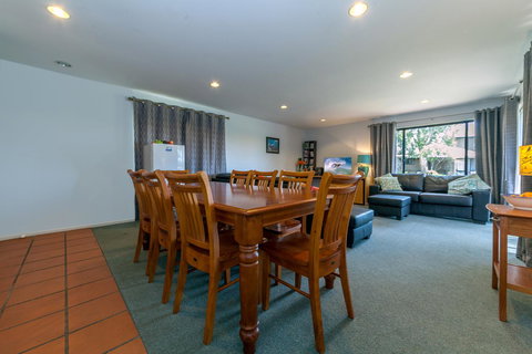 Condo 105 @ Horizons Golf Resort - Salamander Bay NSW - Accommodation in Surfers Paradise 18