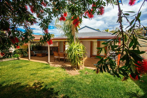 Sunbaker Pet Friendly Awards Finalist 4 Mins Walk To Culburra Beach - Accommodation in Surfers Paradise 30