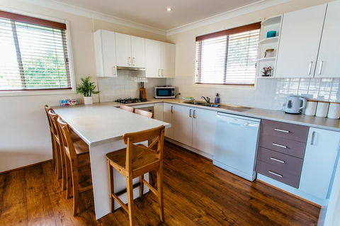 Sunbaker Pet Friendly Awards Finalist 4 Mins Walk To Culburra Beach - Accommodation in Surfers Paradise 15