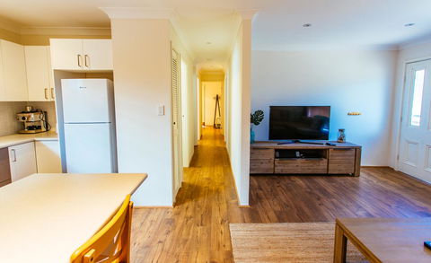 Sunbaker Pet Friendly Awards Finalist 4 Mins Walk To Culburra Beach - Accommodation in Surfers Paradise 17