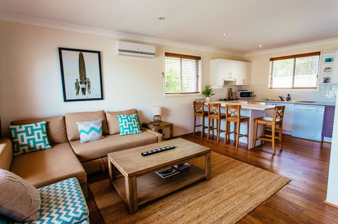 Sunbaker Pet Friendly Awards Finalist 4 Mins Walk To Culburra Beach - Accommodation in Surfers Paradise 1