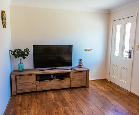 Sunbaker Pet Friendly Awards Finalist 4 Mins Walk To Culburra Beach - Accommodation in Surfers Paradise 8