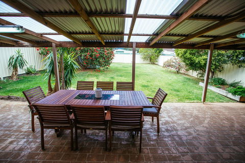 Sunbaker Pet Friendly Awards Finalist 4 Mins Walk To Culburra Beach - Accommodation in Surfers Paradise 29