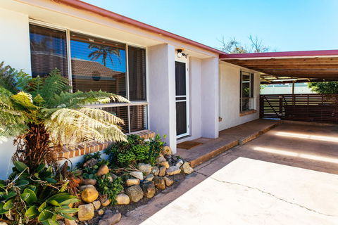 Sunbaker Pet Friendly Awards Finalist 4 Mins Walk To Culburra Beach - Accommodation in Surfers Paradise 34