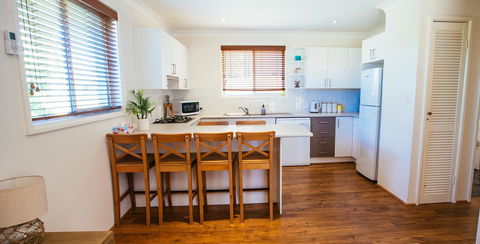 Sunbaker Pet Friendly Awards Finalist 4 Mins Walk To Culburra Beach - Accommodation in Surfers Paradise 13