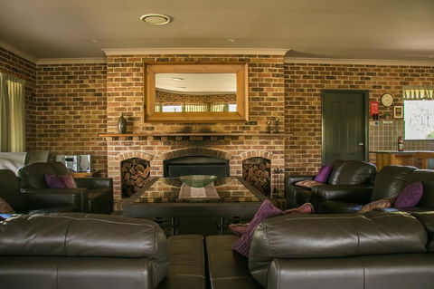 Ironstone Estate Lovedale - Accommodation in Surfers Paradise 25