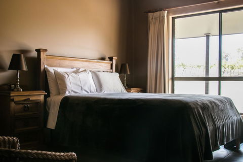 Ironstone Estate Lovedale - Accommodation in Surfers Paradise 22