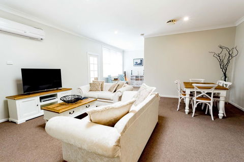 Bundanoon Country Inn Motel - Accommodation in Surfers Paradise 30