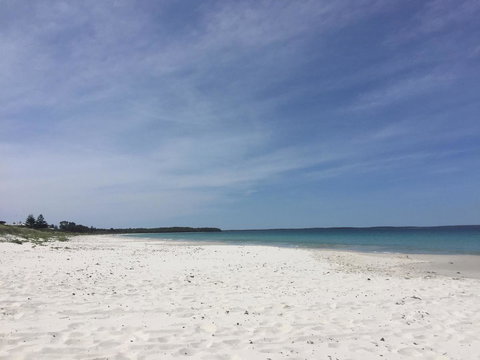 Hayes Beach House I Award Winner I 4 Mins To Beach - Accommodation in Surfers Paradise 23