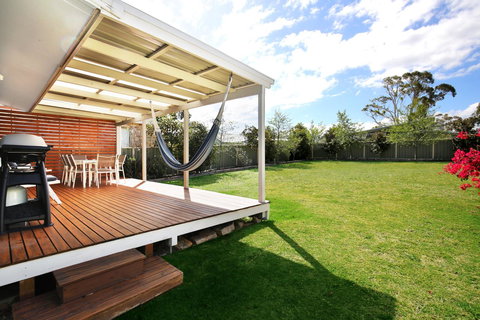 Hayes Beach House I Award Winner I 4 Mins To Beach - Accommodation in Surfers Paradise 17