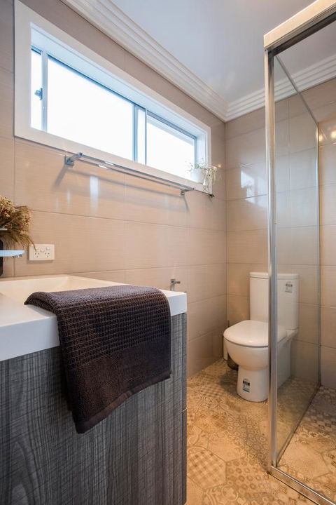 Armidale Cottage - House 2 - Accommodation in Surfers Paradise 35