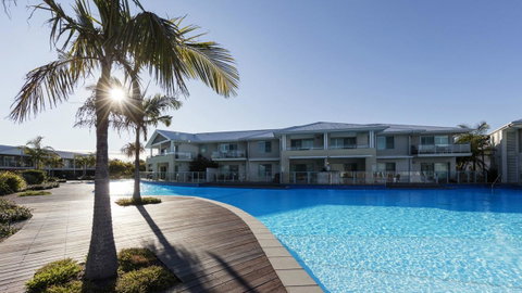 Oaks Port Stephens Pacific Blue Resort - Accommodation in Surfers Paradise 0