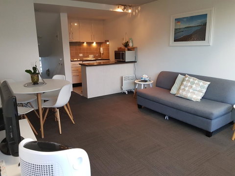 Manly Central Executive - Accommodation in Surfers Paradise 9