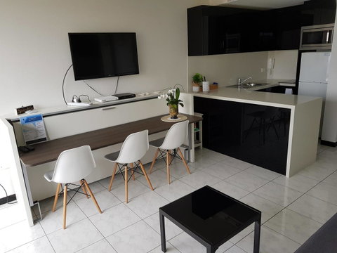 Manly Central Executive - Accommodation in Surfers Paradise 8