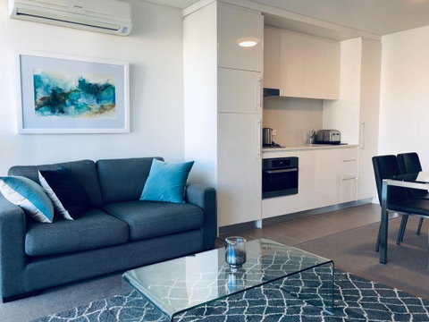 Wyndel Apartments Neutral Bay - The Mint - Accommodation in Surfers Paradise 1