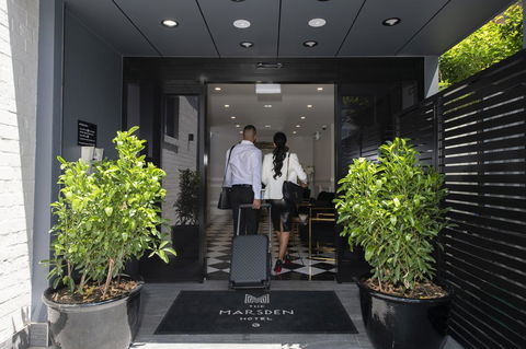 Holiday Inn & Suites - Parramatta Marsden Street, An IHG Hotel - Accommodation in Surfers Paradise 12