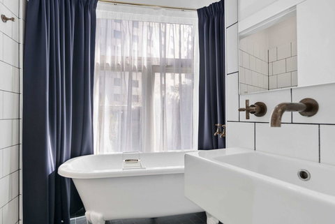 Hotel Harry, Ascend Hotel Collection - Accommodation in Surfers Paradise 32