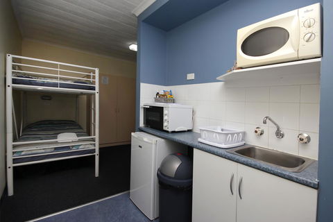 Sapphire Waters Motor Inn - Accommodation in Surfers Paradise 22