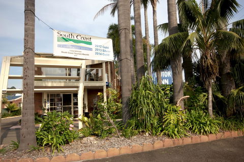 Sapphire Waters Motor Inn - Accommodation in Surfers Paradise 12