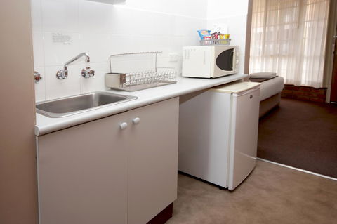 Sapphire Waters Motor Inn - Accommodation in Surfers Paradise 19