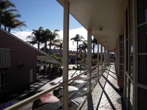 Sapphire Waters Motor Inn - Accommodation in Surfers Paradise 43