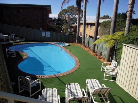 Sapphire Waters Motor Inn - Accommodation in Surfers Paradise 33