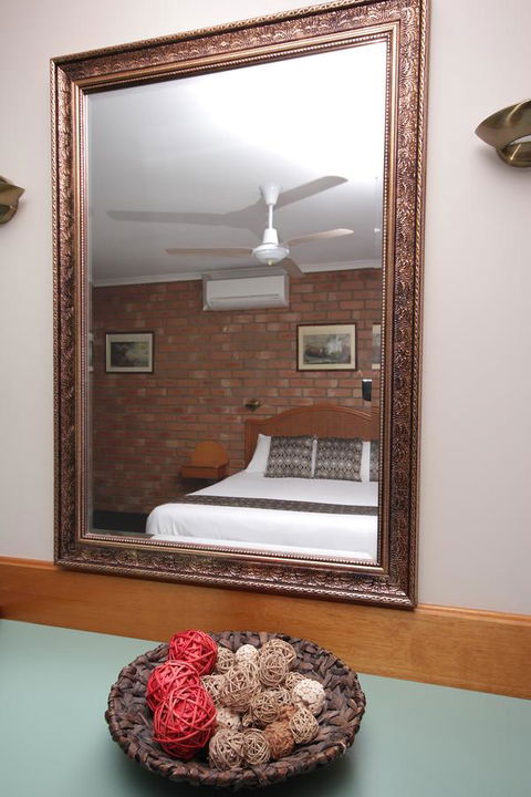 Sapphire Waters Motor Inn - Accommodation in Surfers Paradise 15