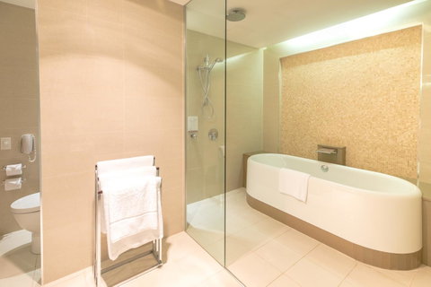 The Grace Hotel - Accommodation in Surfers Paradise 29