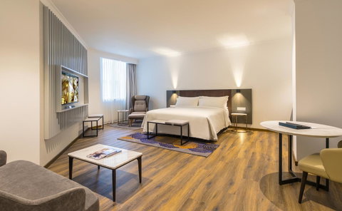 The Grace Hotel - Accommodation in Surfers Paradise 5