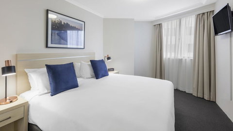 Oaks Sydney Castlereagh Suites - Accommodation in Surfers Paradise 2