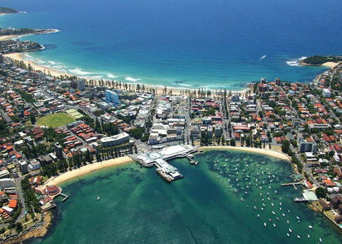 Oversized 2 Bedroom Manly Beach House - Accommodation in Surfers Paradise 11