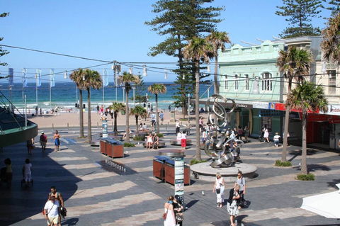 Oversized 2 Bedroom Manly Beach House - Accommodation in Surfers Paradise 15
