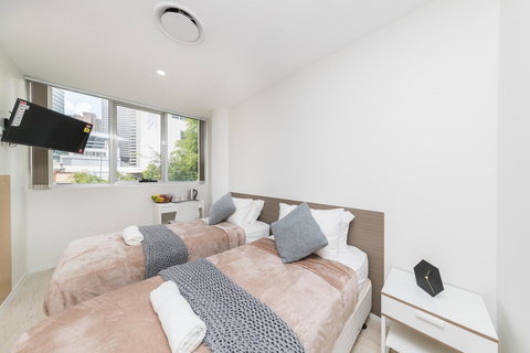 Dixon Residences - Accommodation in Surfers Paradise 3