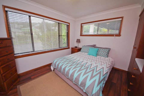 Breakaway, 11 Scott Street - Accommodation in Surfers Paradise 6