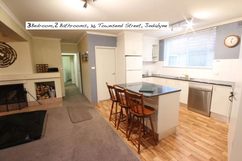 Full Circle Apartments - Accommodation in Surfers Paradise 16