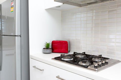 Brand New Executive Apartment - Accommodation in Surfers Paradise 7