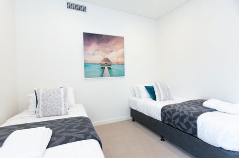 Brand New Executive Apartment - Accommodation in Surfers Paradise 23