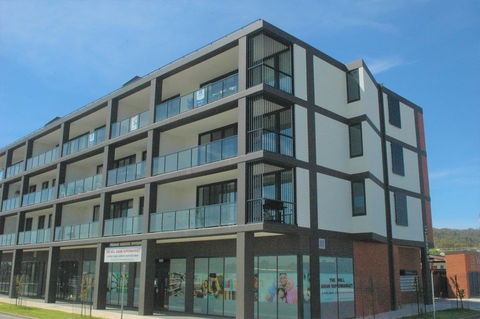 Brand New Executive Apartment - Accommodation in Surfers Paradise 28