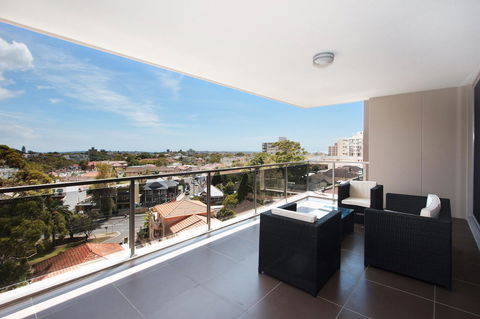 The Junction Palais - Modern And Spacious 2BR Bondi Junction Apartment Close To Everything - Accommodation in Surfers Paradise 1