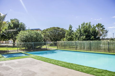 Allonville Gardens Motel - Accommodation in Surfers Paradise 8
