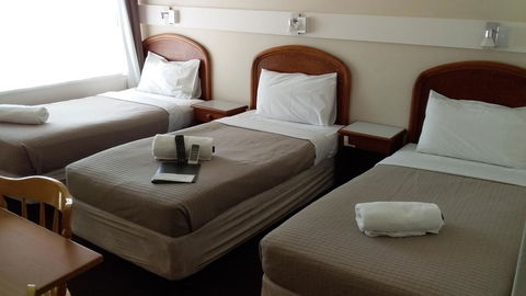 Allonville Gardens Motel - Accommodation in Surfers Paradise 3