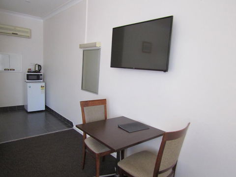 Allonville Gardens Motel - Accommodation in Surfers Paradise 15