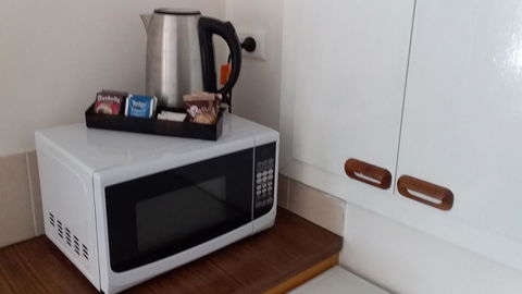 Allonville Gardens Motel - Accommodation in Surfers Paradise 6