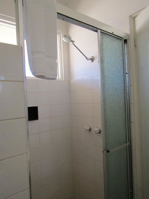 Allonville Gardens Motel - Accommodation in Surfers Paradise 17