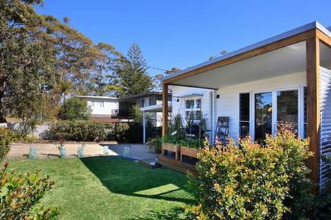 Jervis Bay Beach Shack I Pet Friendly - Accommodation in Surfers Paradise 14