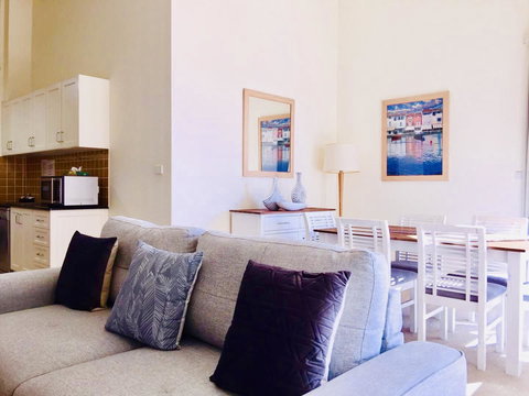 Boathouse Resort (Water Front) - Accommodation in Surfers Paradise 8