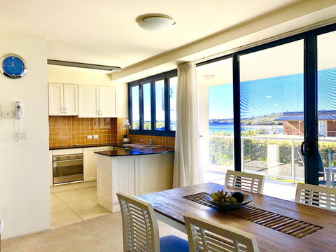 Boathouse Resort (Water Front) - Accommodation in Surfers Paradise 1