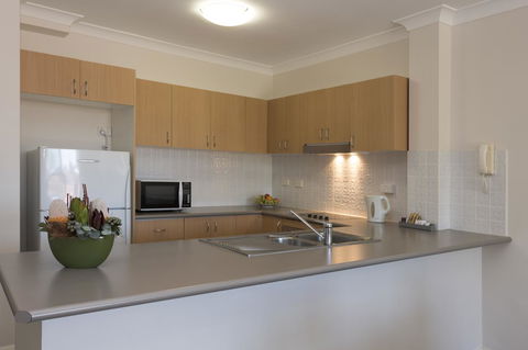 Leisure Inn Spires - Accommodation in Surfers Paradise 12