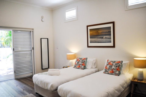 Cove Studios - Accommodation in Surfers Paradise 3