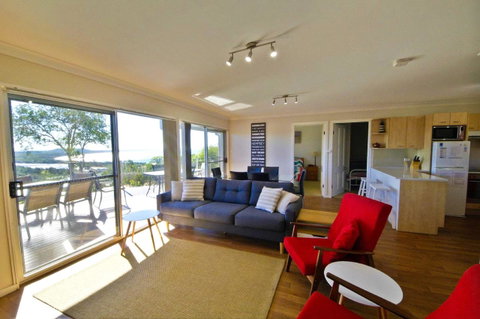 Coastwatch, 26 Comara Terrace - Accommodation in Surfers Paradise 4